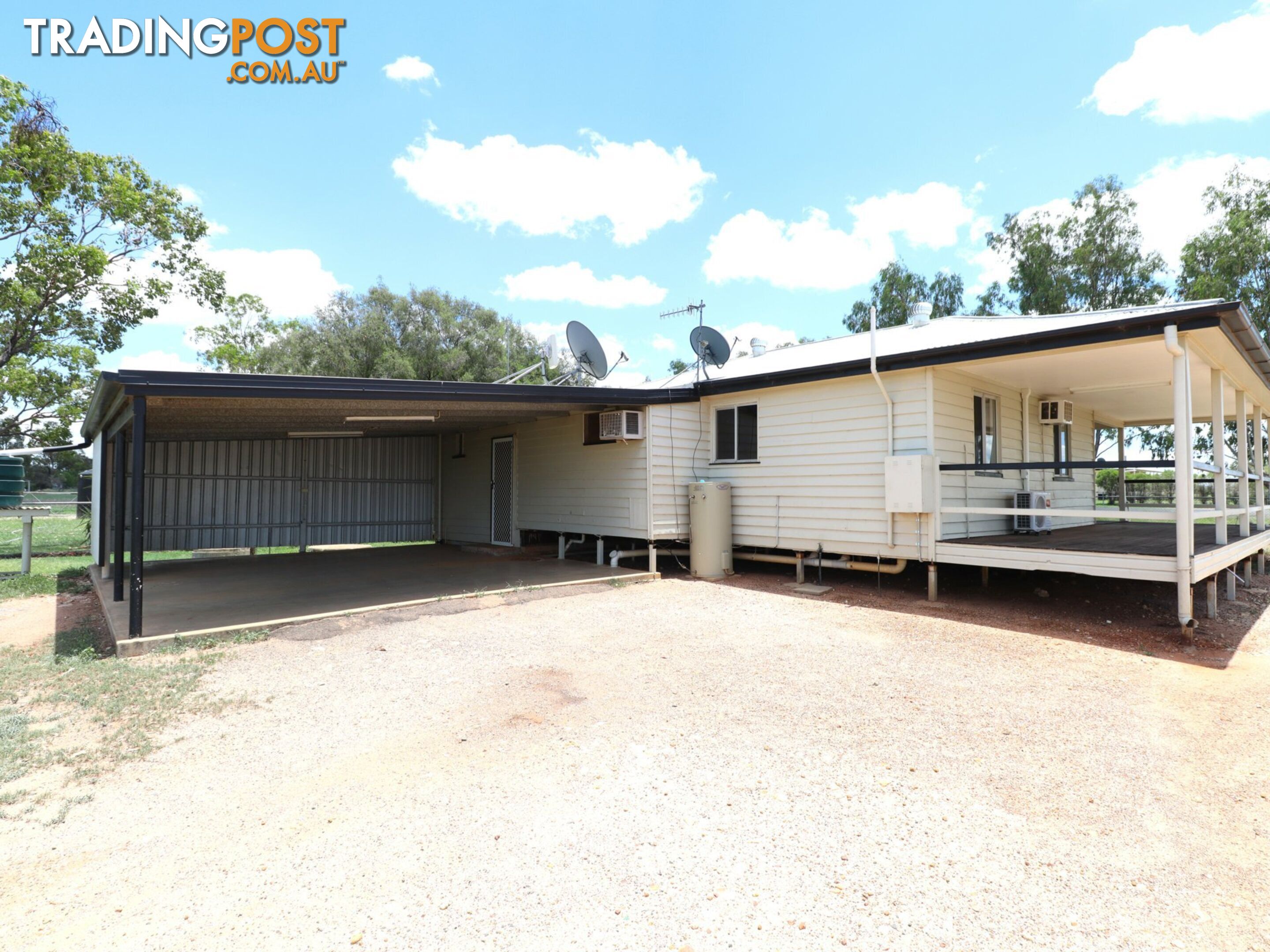 4 Russell Street WALLUMBILLA QLD 4428