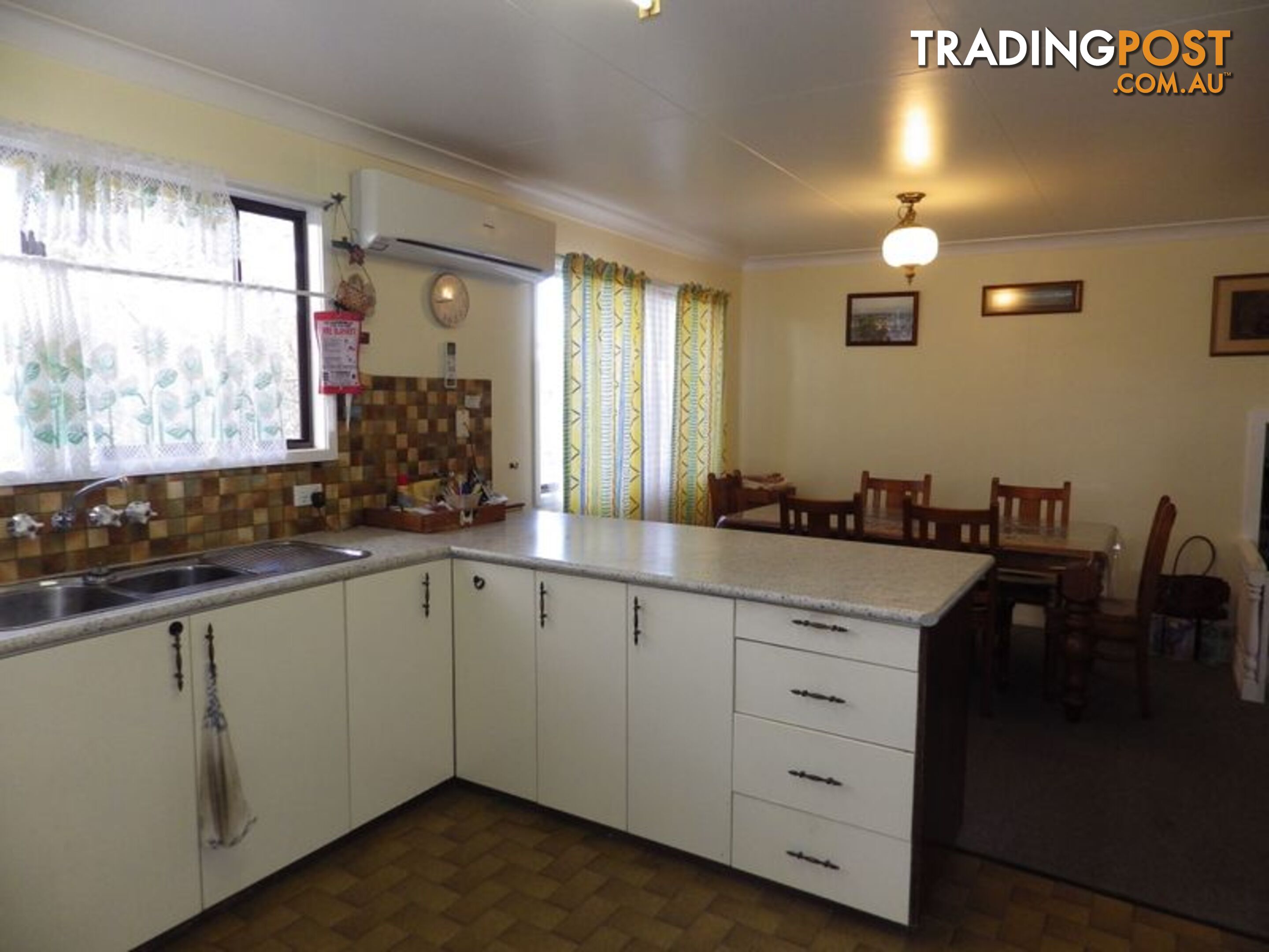 56 Elmer Street ROMA QLD 4455