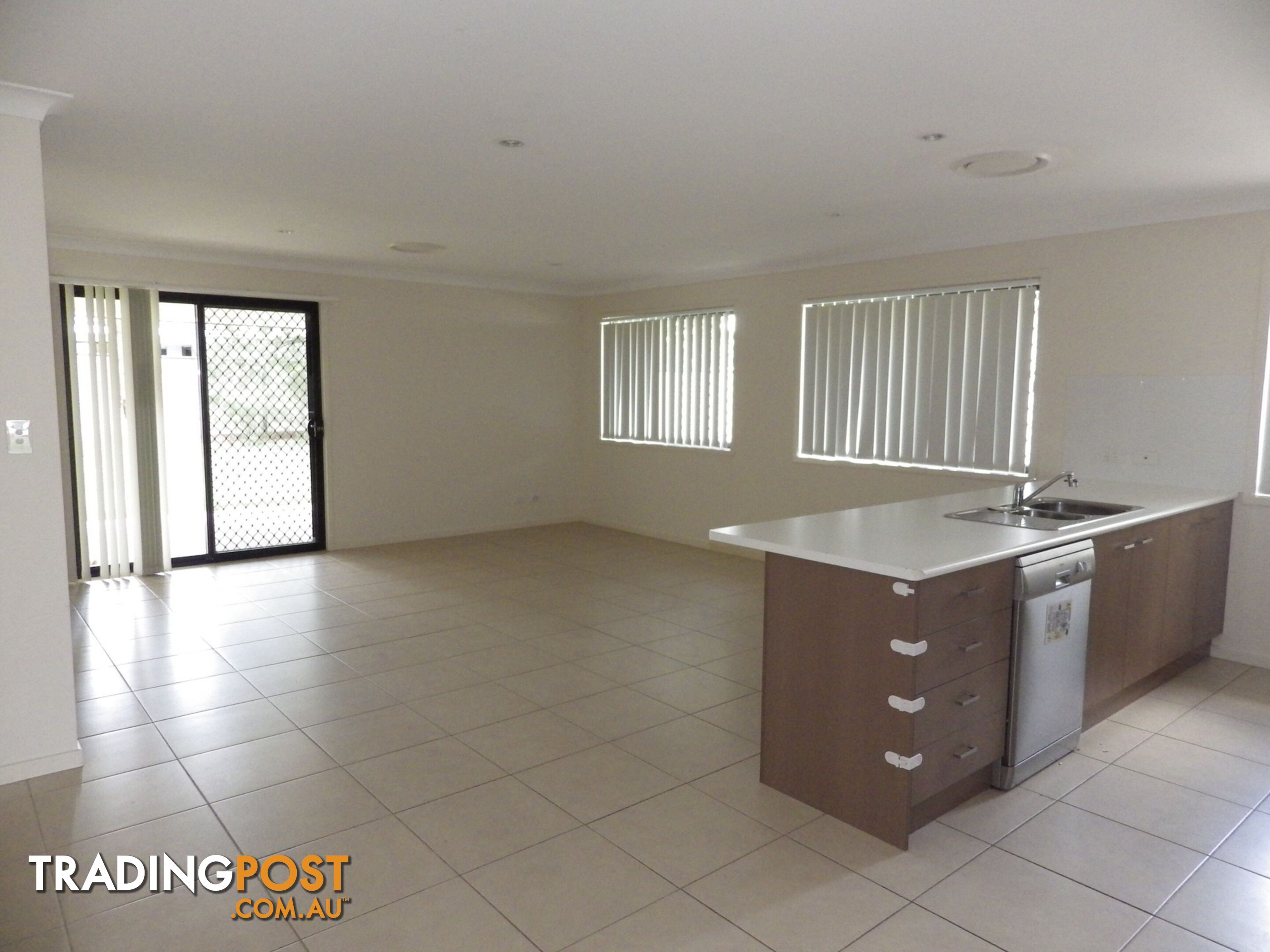 13 Courtney Street ROMA QLD 4455