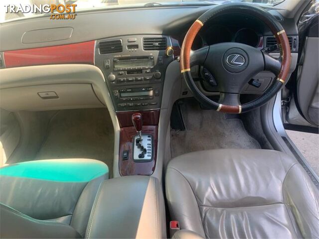 2002 LEXUS ES300  MCV30R 4D SEDAN