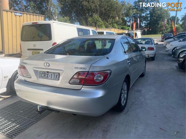 2002 LEXUS ES300  MCV30R 4D SEDAN