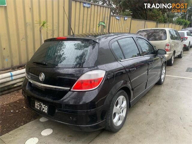 2006 HOLDEN ASTRA CDX AHMY06 5D HATCHBACK