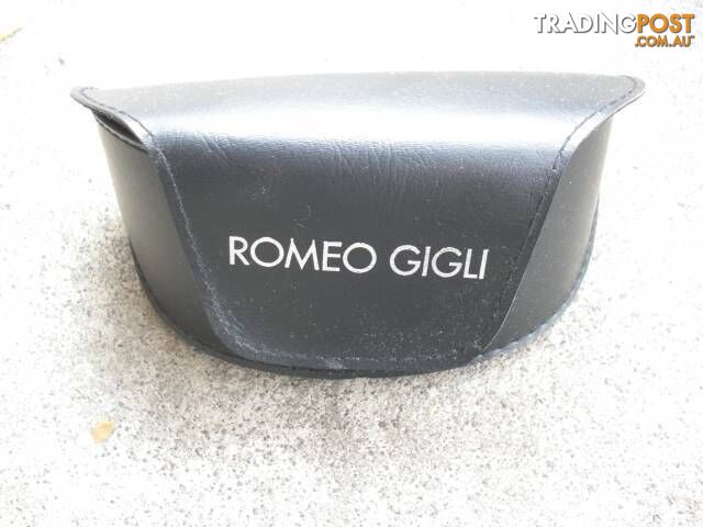 BRAND NEW \ROMEO GIGLI RG55702 MADE IN ITALY PICKUP OR POSTAGE