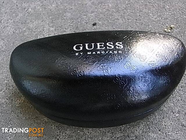 NEW *GUESS BY MARCIANO MADE IN ITALY BRAND NEW NEVER USED