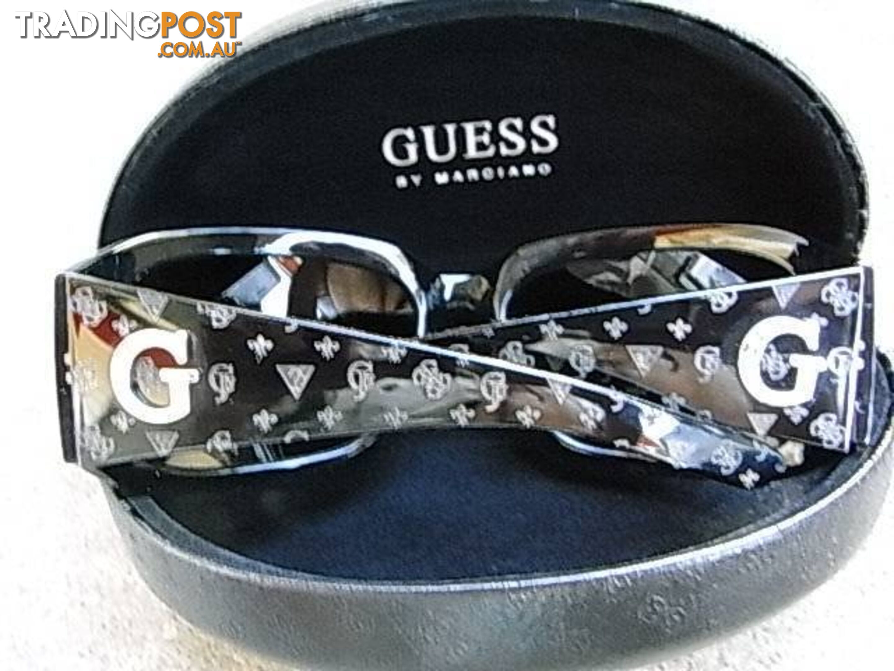 NEW *GUESS BY MARCIANO MADE IN ITALY BRAND NEW NEVER USED