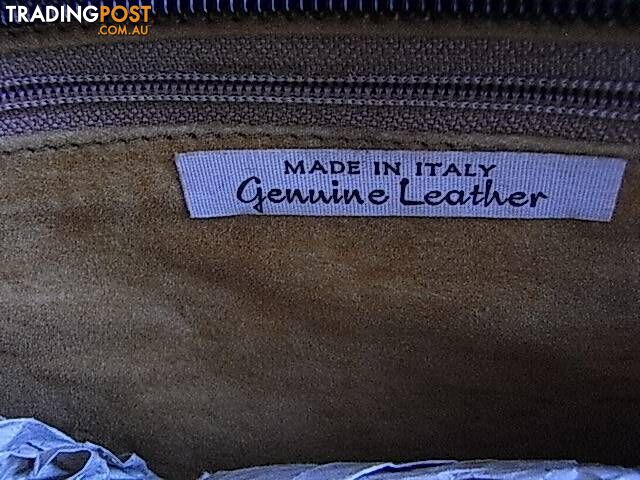 Gianni Firenze leather bag . MADE IN ITALY new never used