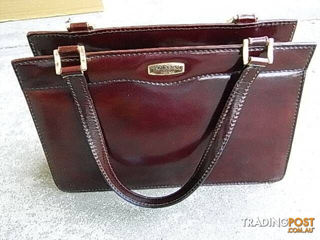 Gianni Firenze leather bag . MADE IN ITALY new never used