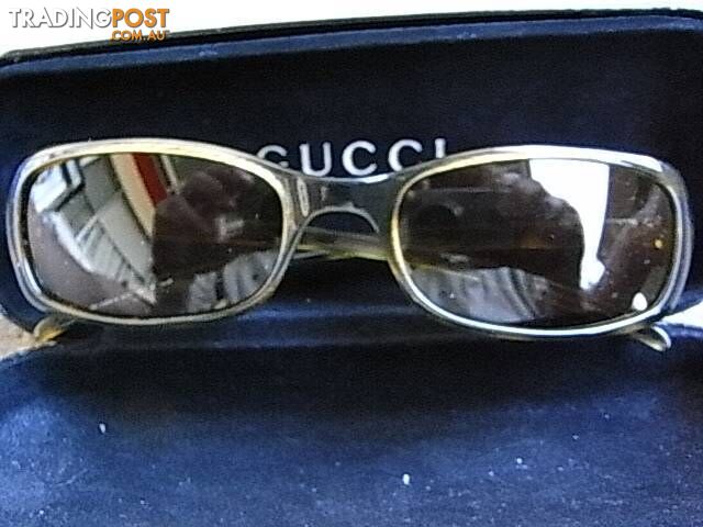 GUCCI SUNGLESSES MADE IN ITALY EXCELLENT CONDITION