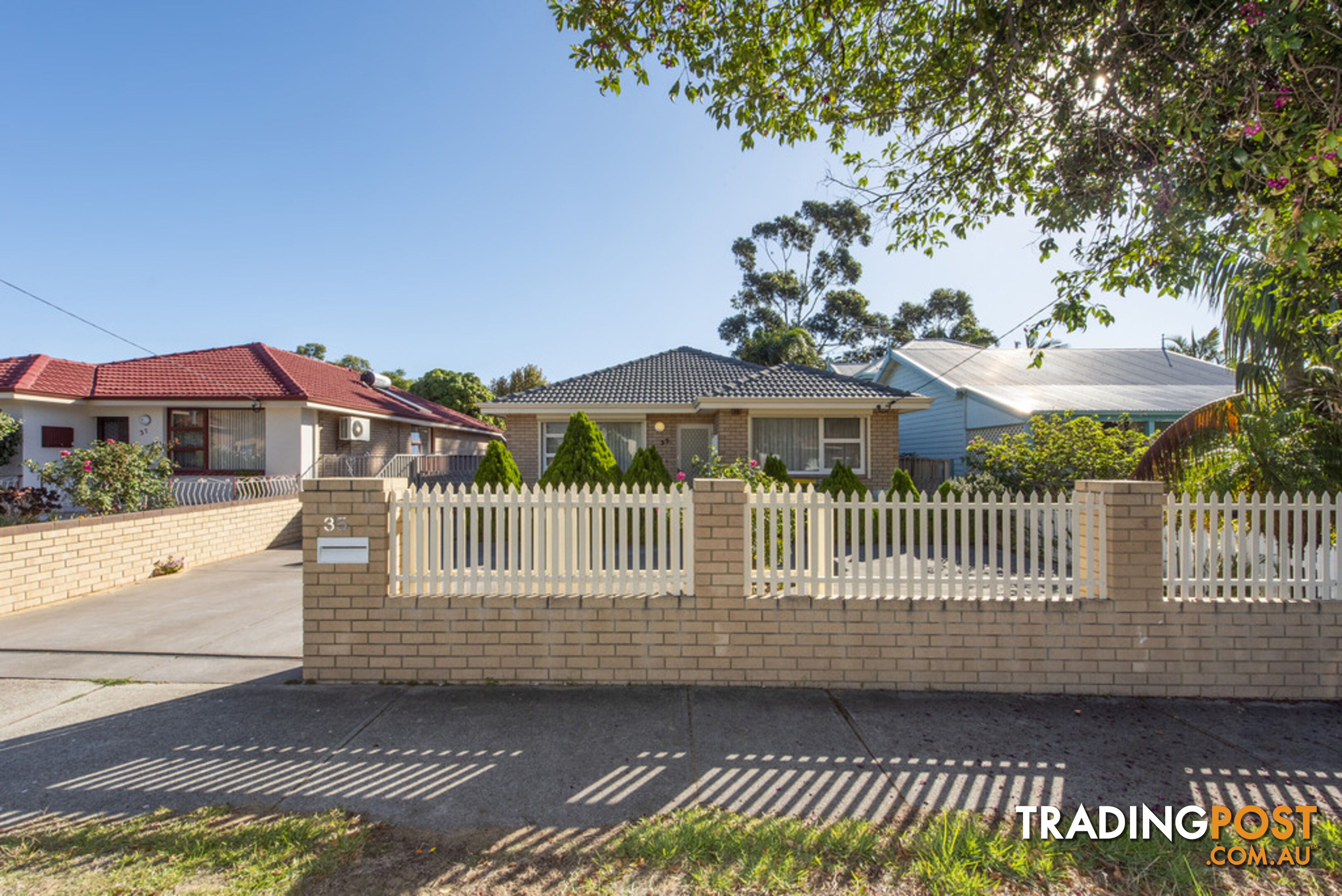 35 York Street BEACONSFIELD WA 6162