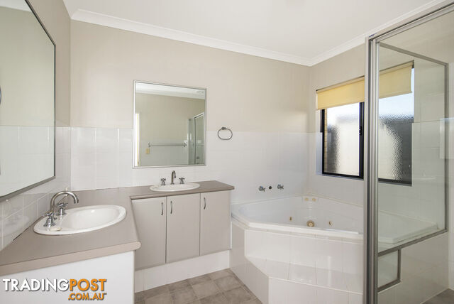 5 Auden Court SPEARWOOD WA 6163