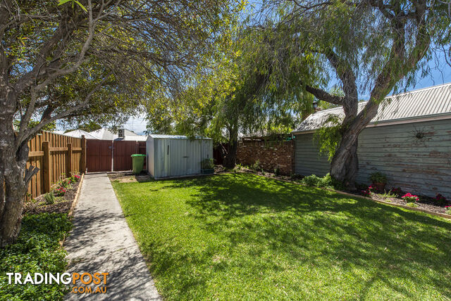 4 Sheedy Street SOUTH FREMANTLE WA 6162