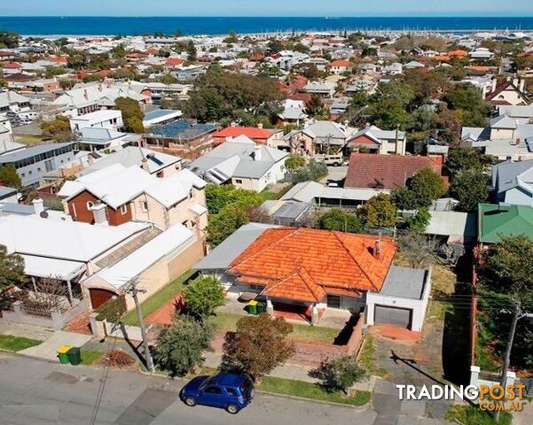 145 Solomon Street BEACONSFIELD WA 6162