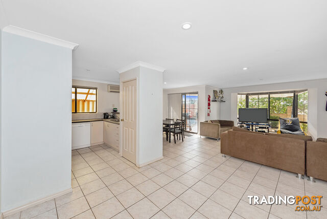 1/11 Bilcich Gardens SPEARWOOD WA 6163