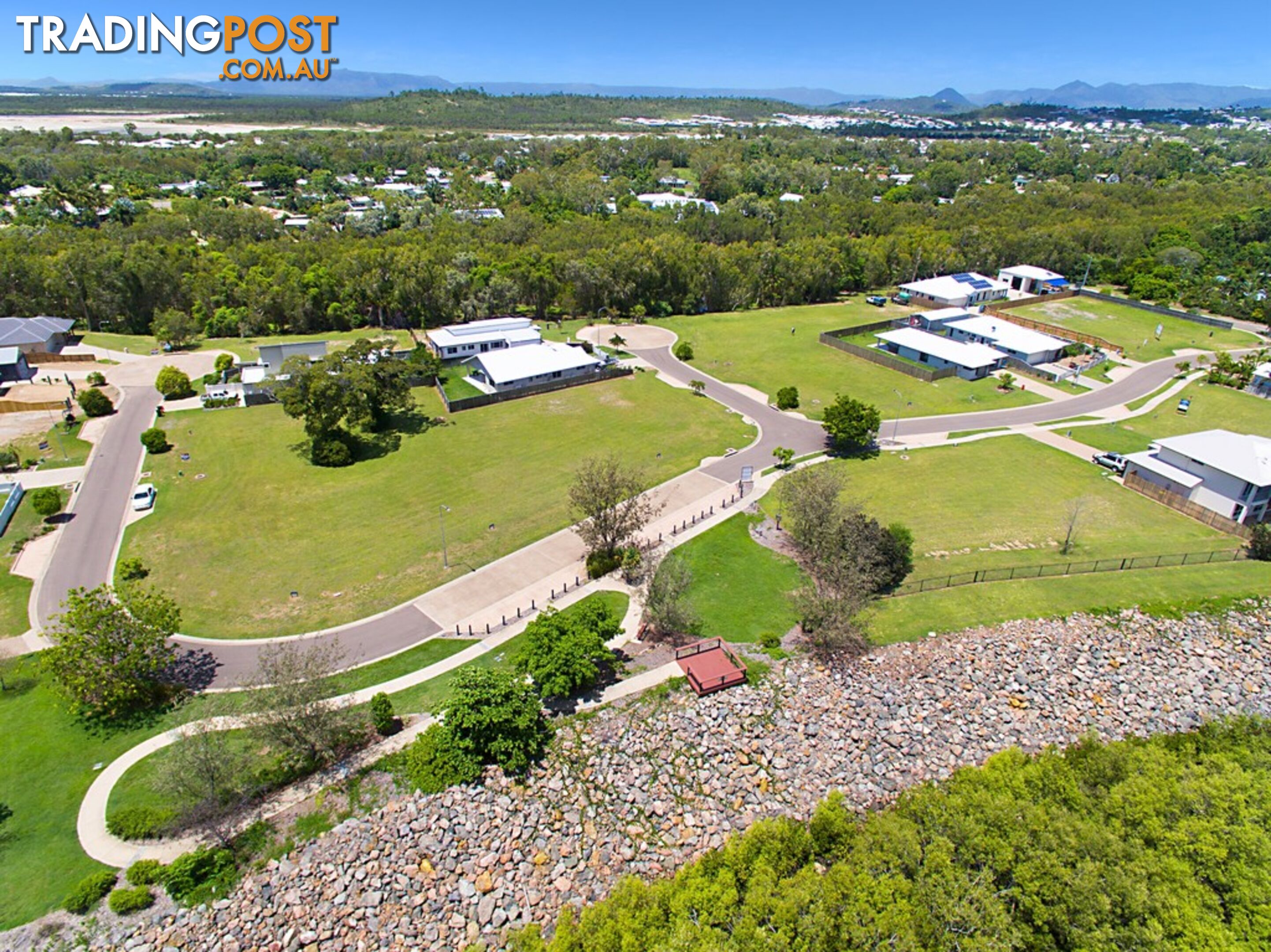 3 Dune Parade BUSHLAND BEACH QLD 4818