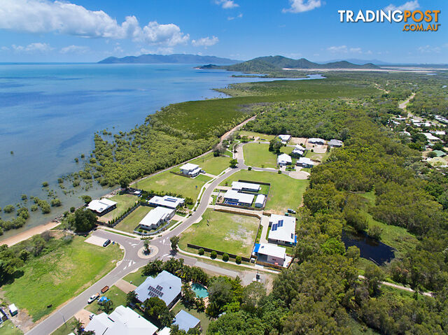 13 Dune Parade BUSHLAND BEACH QLD 4818