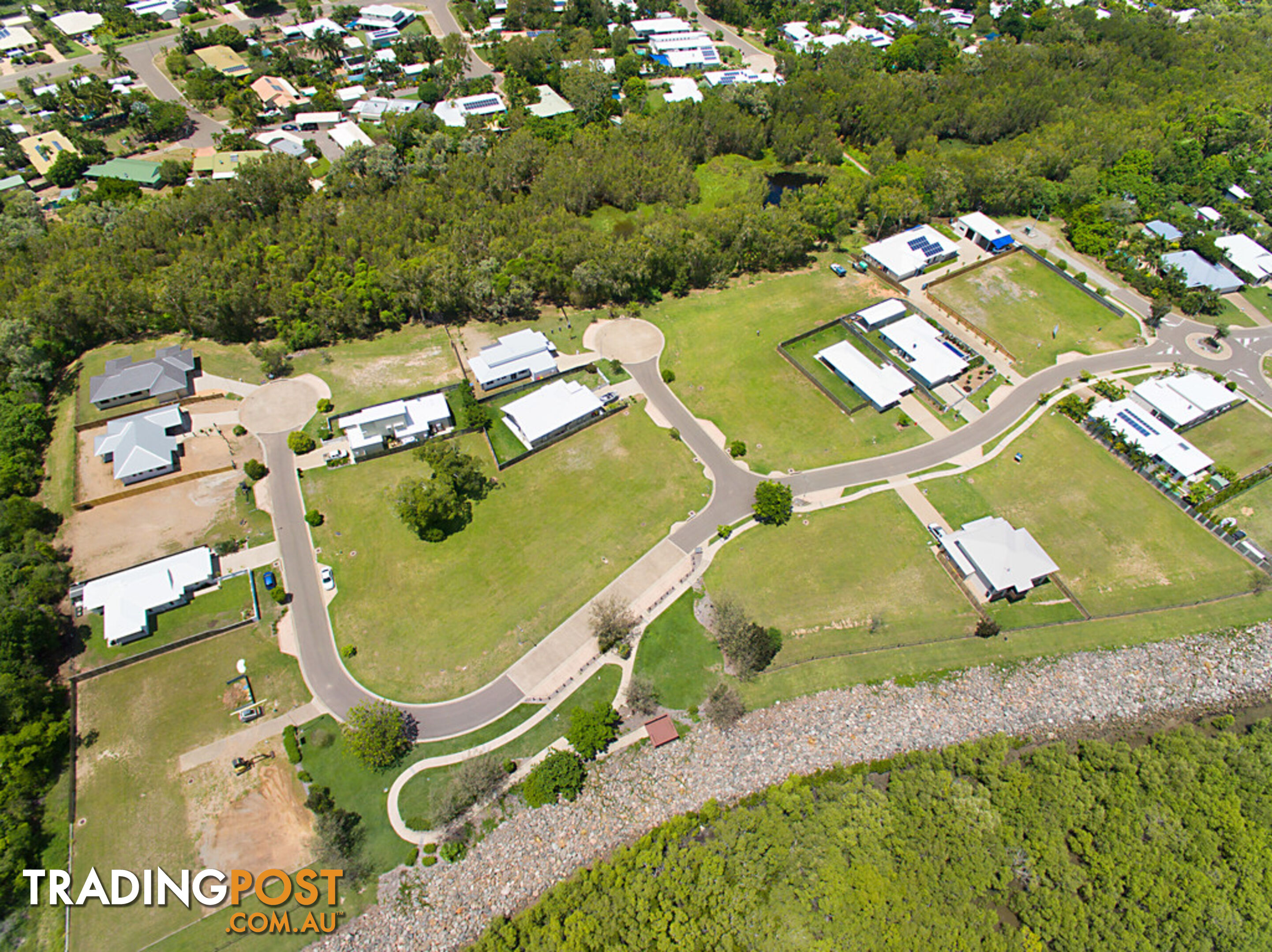 13 Dune Parade BUSHLAND BEACH QLD 4818