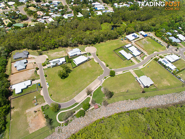 13 Dune Parade BUSHLAND BEACH QLD 4818