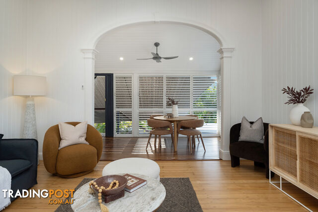 100A Tully Street SOUTH TOWNSVILLE QLD 4810 - photo 5 of 25