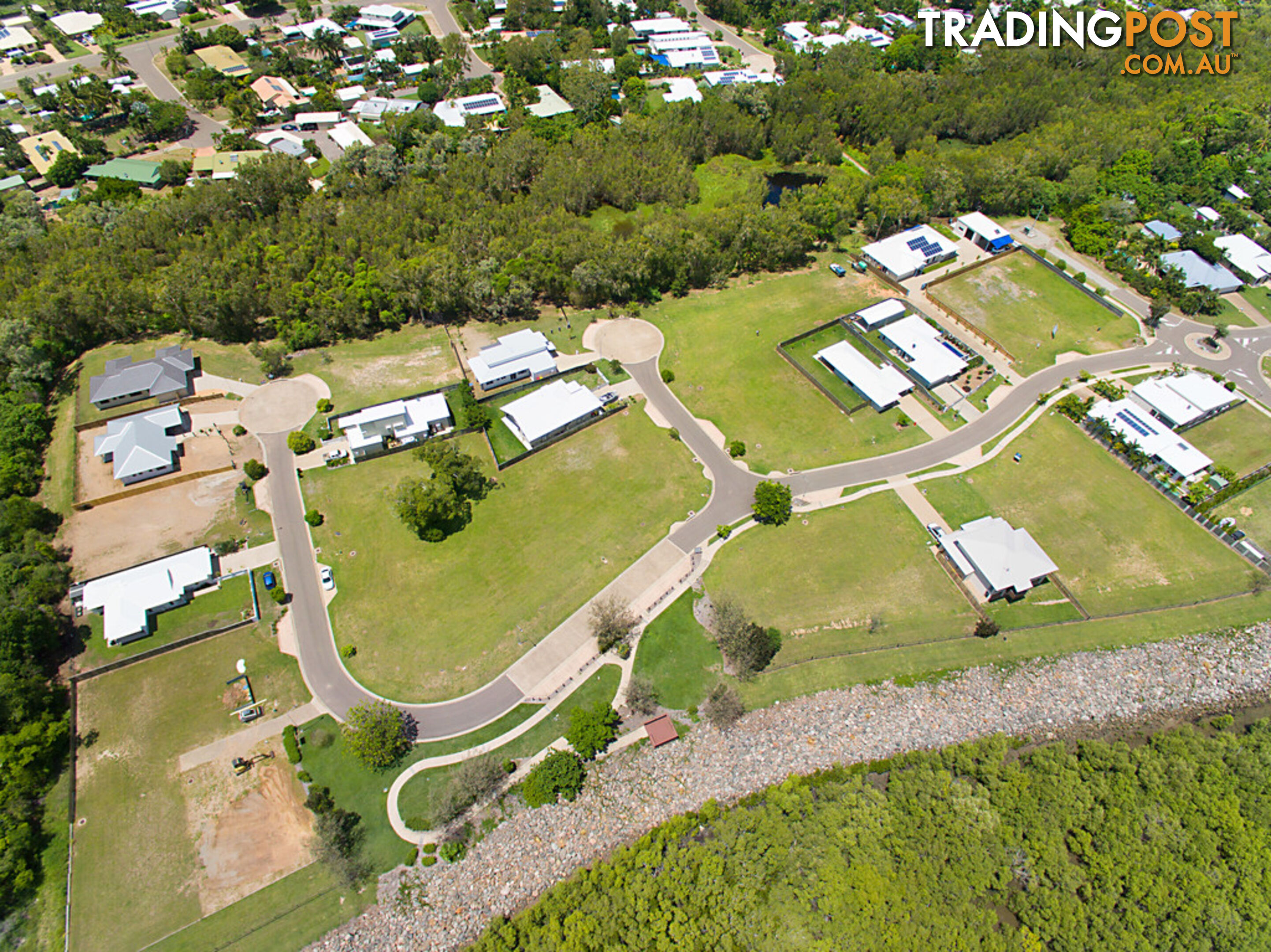 6 Dune Parade BUSHLAND BEACH QLD 4818