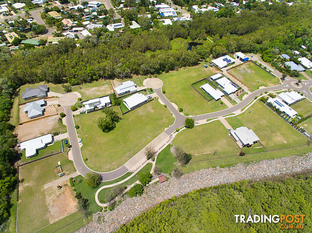 19-21 Dune Parade BUSHLAND BEACH QLD 4818