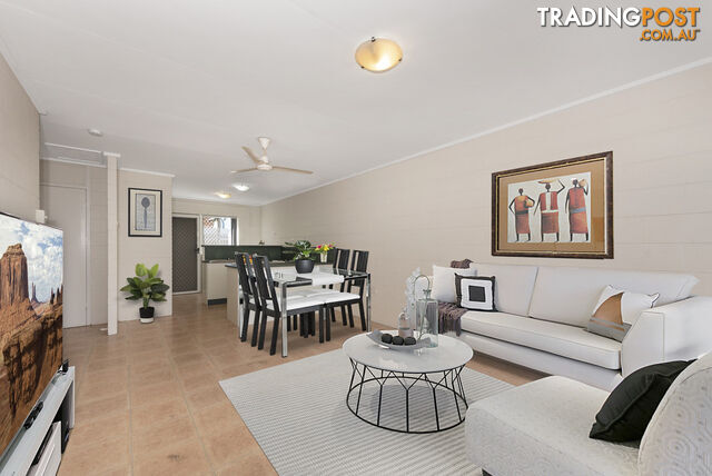 2/13 Cowley Street WEST END QLD 4810