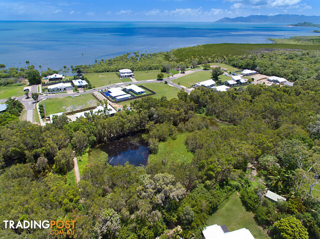 1 Seaspray Court BUSHLAND BEACH QLD 4818