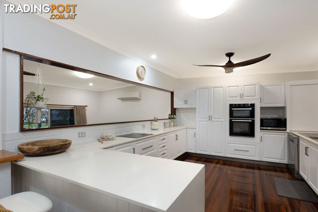 37 The Esplanade PALLARENDA QLD 4810 - photo 5 of 29