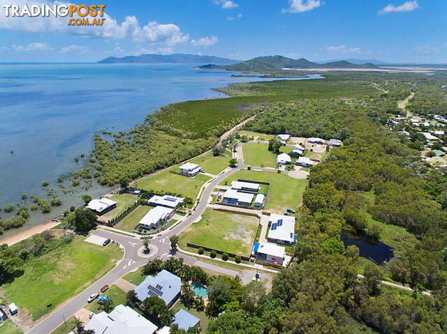 34 Dune Parade BUSHLAND BEACH QLD 4818