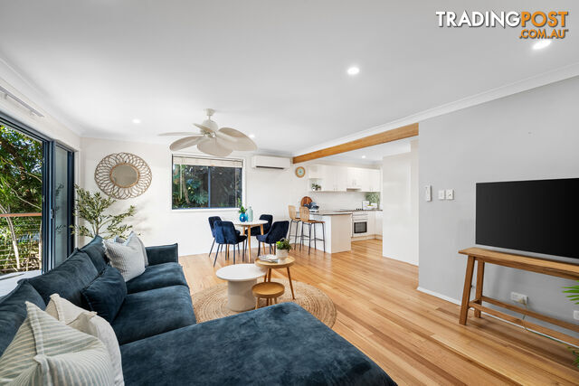 20 Blue Bell Drive WAMBERAL NSW 2260 - photo 4 of 15