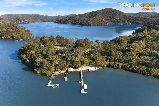 4 Fishermans Point BEROWRA WATERS NSW 2082