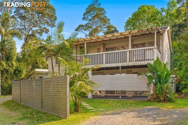 32 Lucinda Avenue WAMBERAL NSW 2260