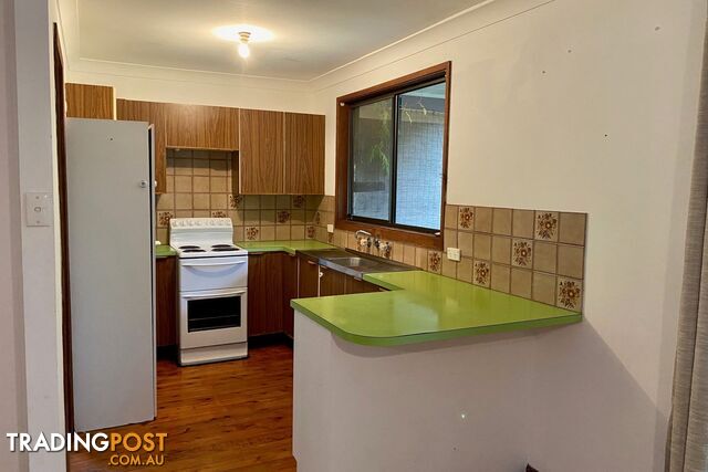 18 Lake Shore Drive NORTH AVOCA NSW 2260