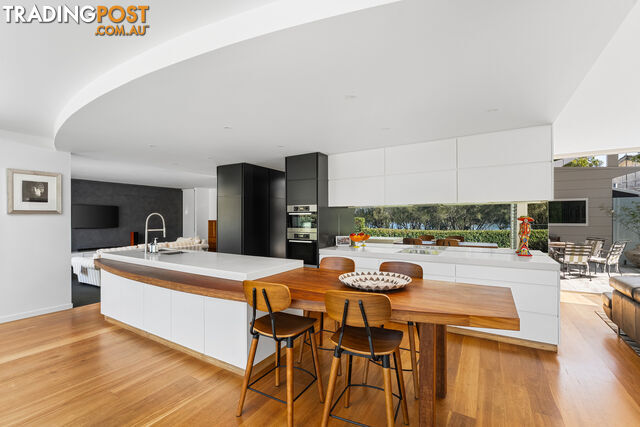 6 Diamond Head Drive BUDGEWOI NSW 2262 - photo 5 of 25