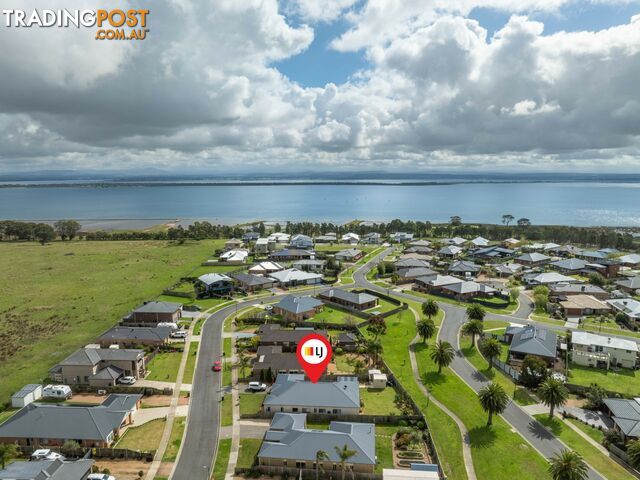 18 Sunset Boulevard PAYNESVILLE VIC 3880