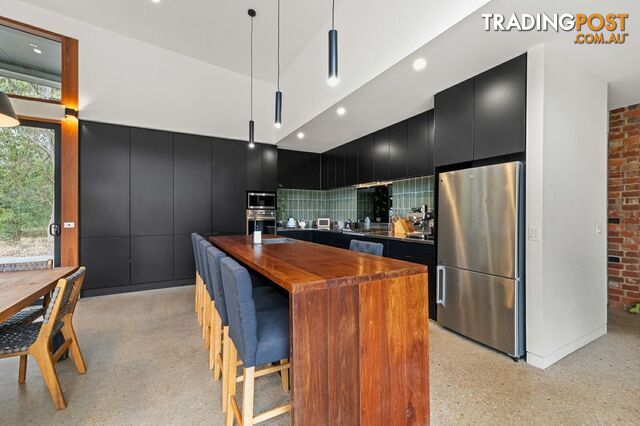 170 Centre Road RAYMOND ISLAND VIC 3880 - photo 3 of 25