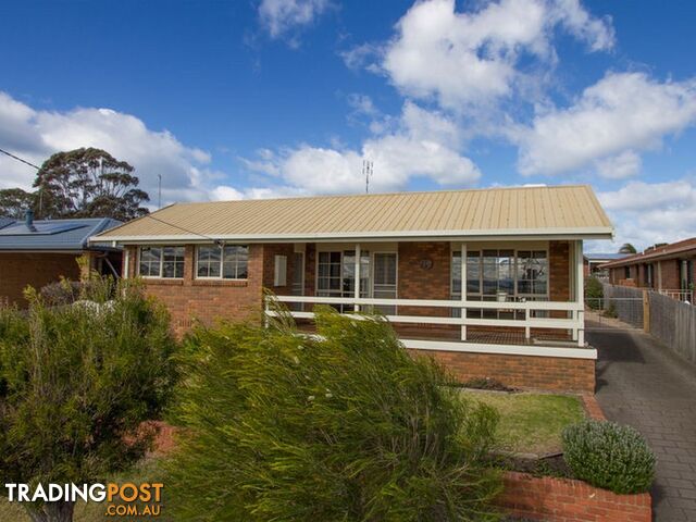 13 Fullarton Drive PAYNESVILLE VIC 3880