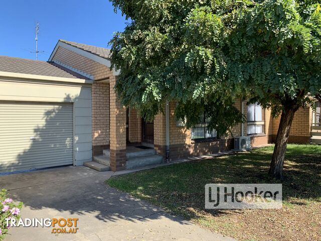 Unit 2/2 Canal Road PAYNESVILLE VIC 3880