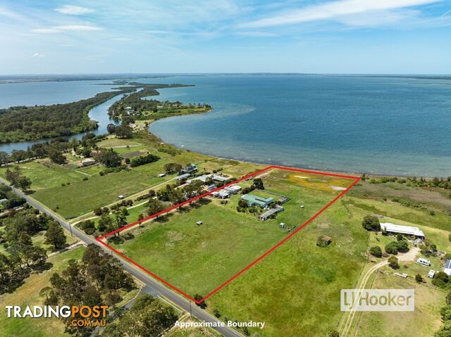 90 Rivermouth Road EAGLE POINT VIC 3878