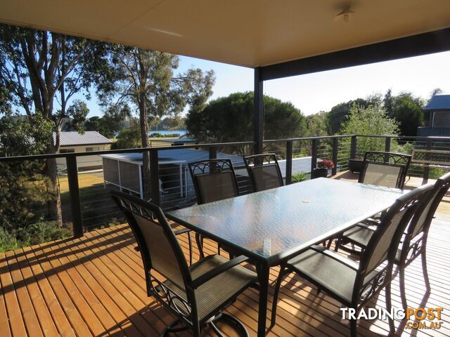 3 Acrux Drive NEWLANDS ARM VIC 3875