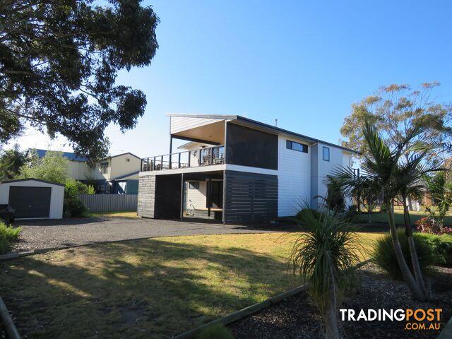 3 Acrux Drive NEWLANDS ARM VIC 3875