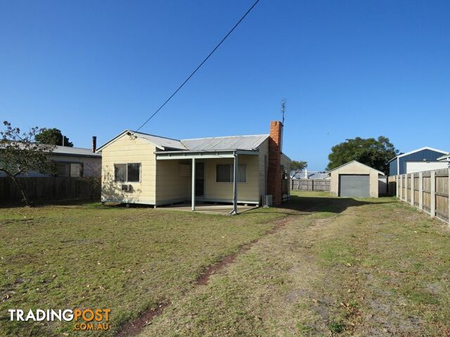 14 Toonalook Parade PAYNESVILLE VIC 3880