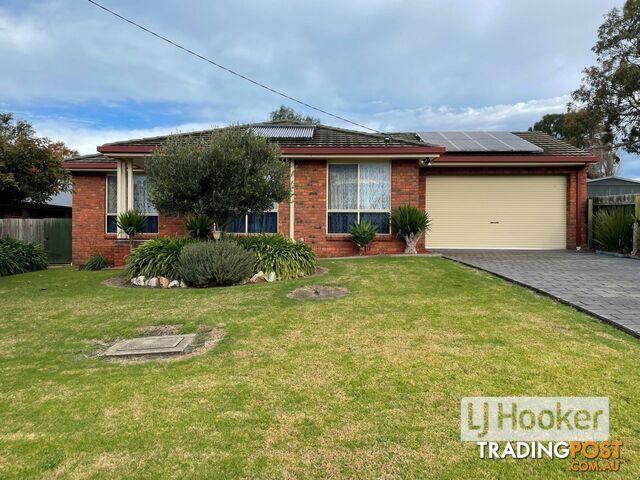 9 Riley Street EAGLE POINT VIC 3878
