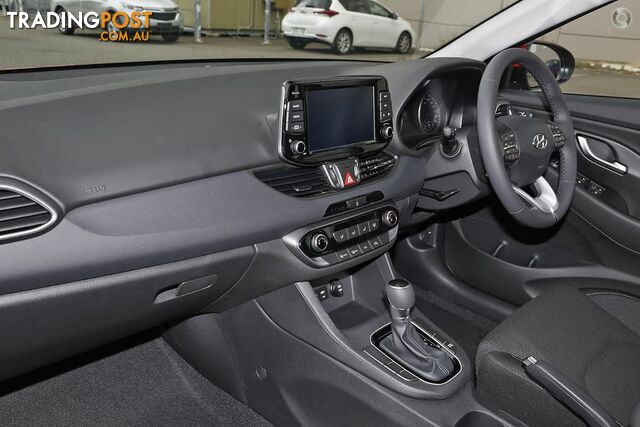 2019 Hyundai i30 Active PD2 MY20 Hatchback - photo 3 of 30