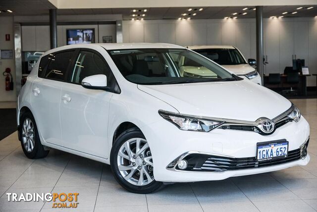 2017 TOYOTA COROLLA ASCENT SPORT ZRE182R HATCH