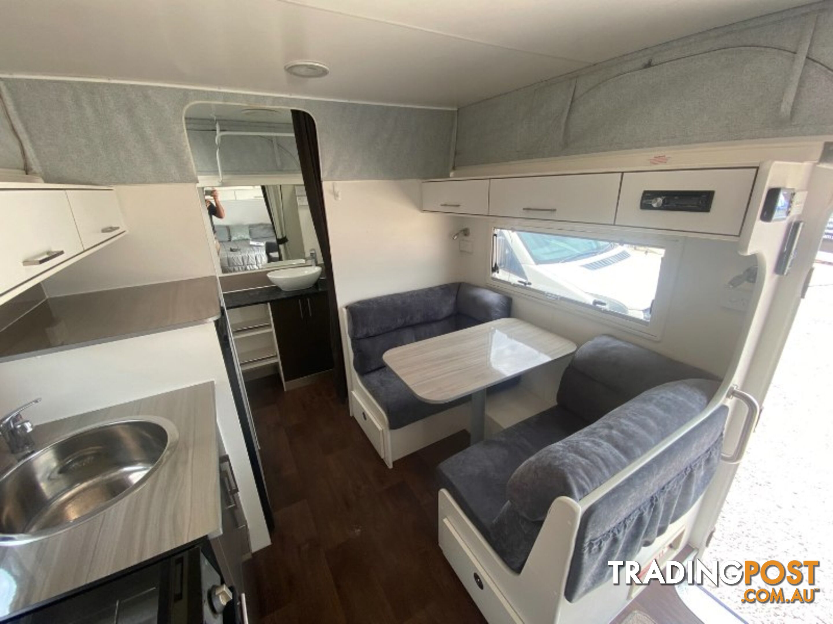 2014  NEW AGE ROCKIN WALLABY RANGE  Ensuite CARAVAN