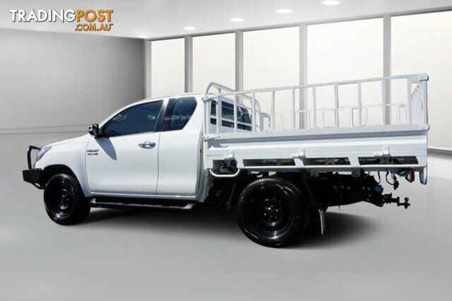 2015 Toyota Hilux SR (4x4) GUN126R X Cab Utility