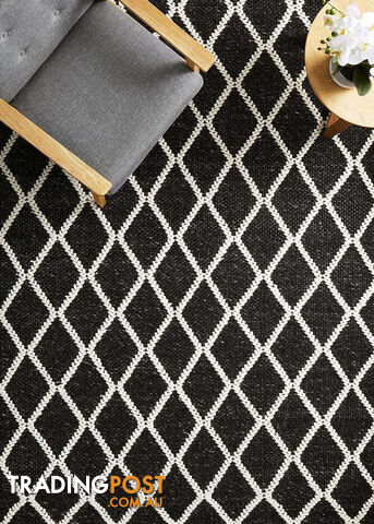 Huxley Black Rug 320X230CM - HUX-BLACK-320X230