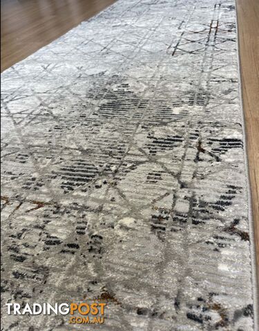 Alyssa Diamond Hallway Runner 80CM Wide 4M  - Alissa Multy Grey