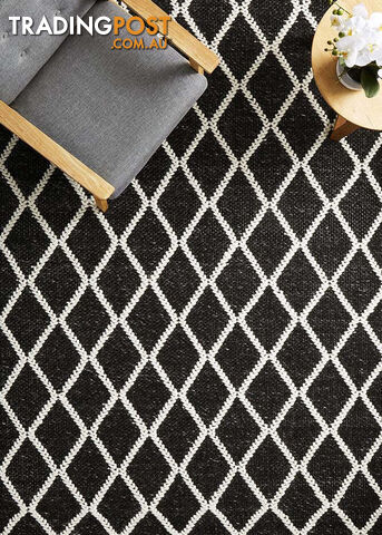 Huxley Black Rug 280X190CM - HUX-BLACK-280X190