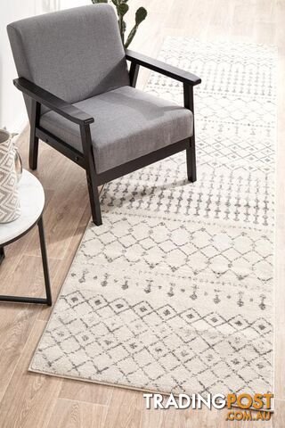 Chrome Elsa Silver Runner Rug 400X80CM - CRO-ELS-SIL-400X80